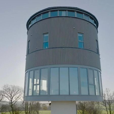 Vila Luxury Converted Water Tower In Flockton Emley Exteriér fotografie